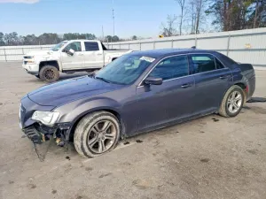 Chrysler 300 LIMITED 3.6L 6 2015