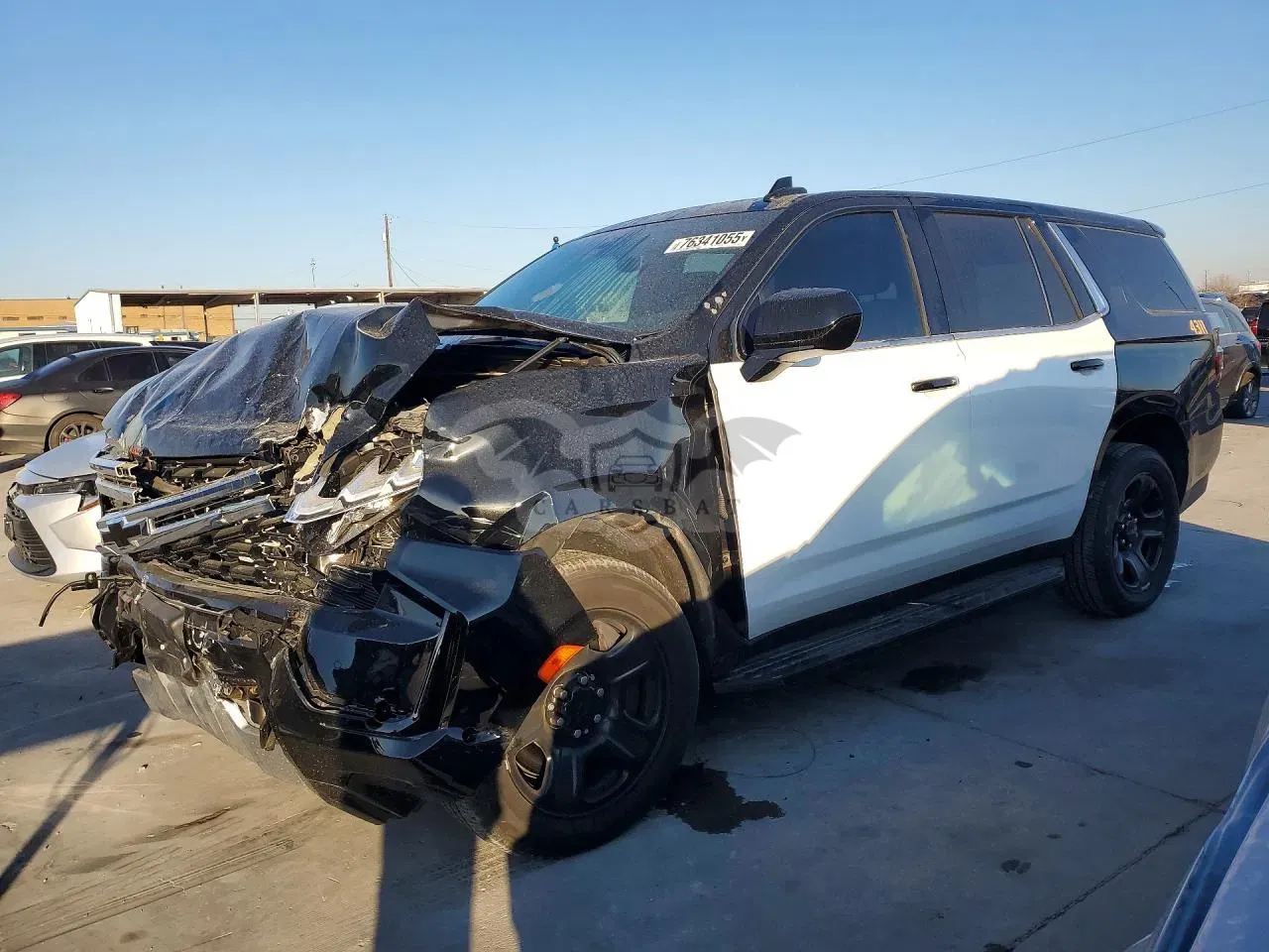Chevrolet Tahoe C1500 5.3L 8 2024