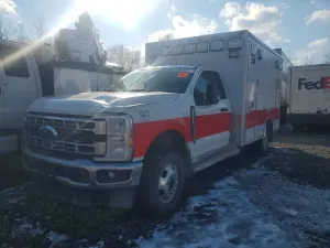 Ford F-350 SUPER DUTY 7.3L 8 2024