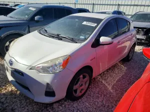 Toyota Prius 1.5L 4 2014