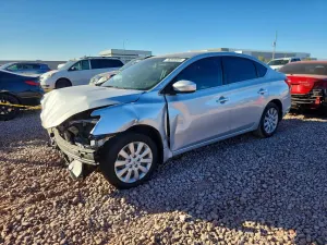 Nissan Sentra S 1.8L 4 2016