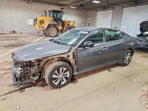 Nissan Altima 2.5L 4 2024