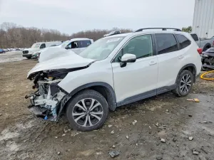 Subaru Forester LIMITED 2.5L 4 2020