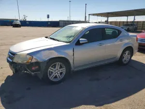 Dodge Avenger SXT 2.4L 4 2012
