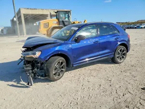 Audi Q3 PREMIUM PLUS S LINE 45 2.0L 4 2025