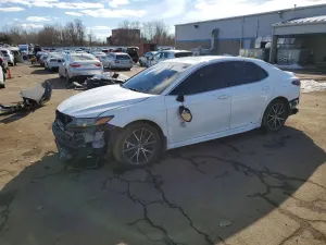 Toyota Camry 2.5L 4 2023