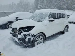 Kia Soul + 2.0L 4 2015
