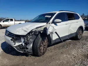 Volkswagen Tiguan SE 2.0L 4 2019