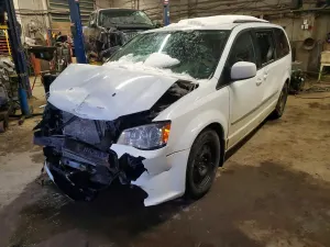 Dodge Grand Caravan (Caravan) 3.6L 6 2015