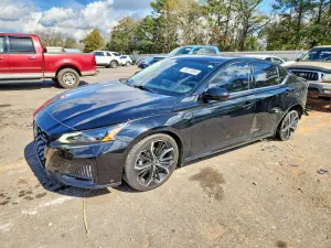 Nissan Altima SR 2.5L 4 2023