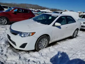 Toyota Camry L 2.5L 4 2013