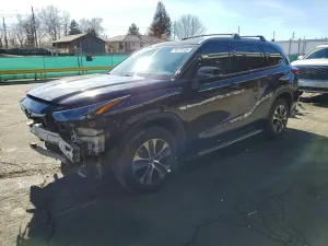 Toyota Highlander XLE 3.5L 6 2022