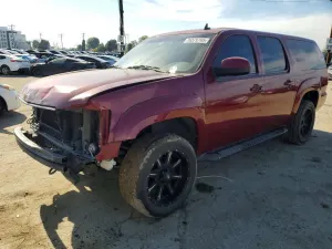 Chevrolet Suburban 5.3L 8 2011