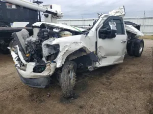 Ford F-450 6.7L 8 2021