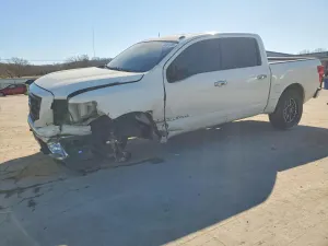 Nissan Titan S 5.6L 8 2021