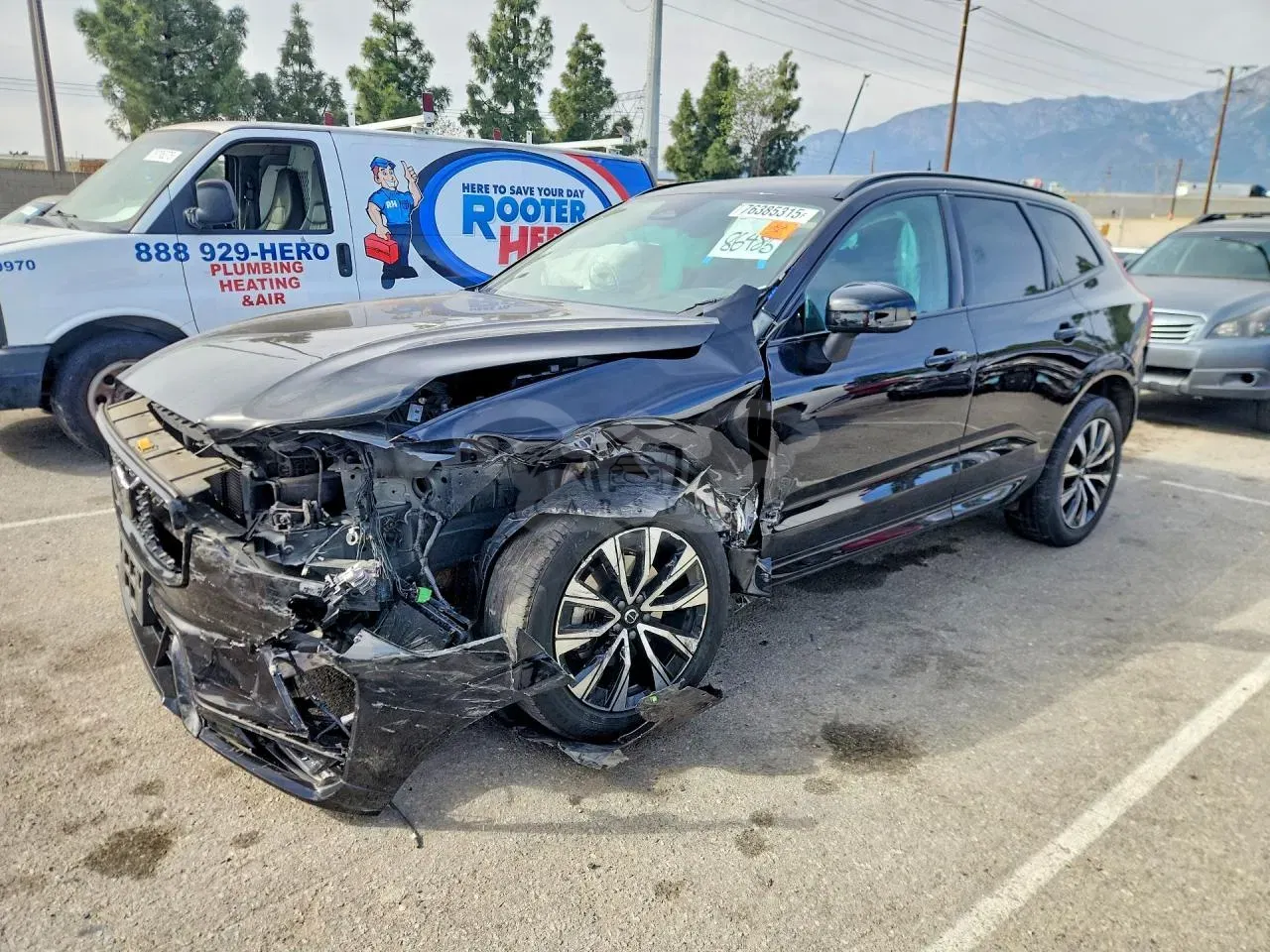 Volvo XC60 CORE 2.0L 4 2024