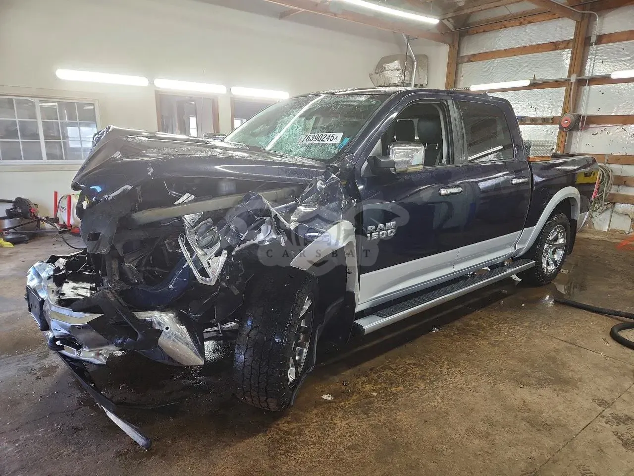 RAM 1500 LARAMIE 5.7L 8 2017