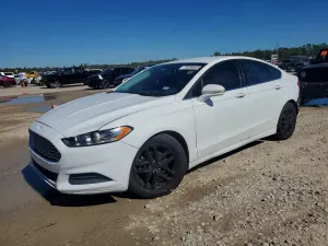 Ford Fusion SE 2.5L 4 2016