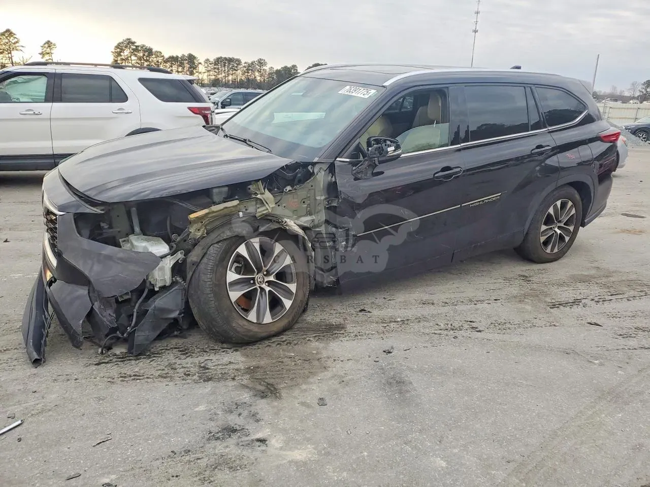 Toyota Highlander XLE 3.5L 6 2021