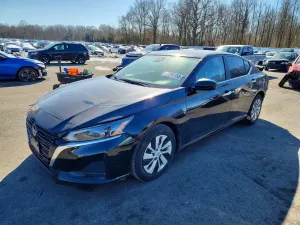 Nissan Altima S 2.5L 4 2024