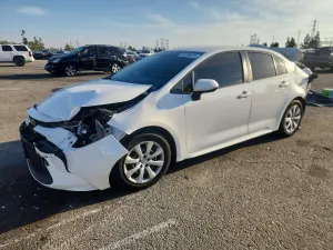 Toyota Corolla LE 1.8L 4 2020