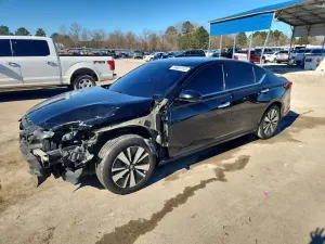 Nissan Altima SL 2.5L 4 2019
