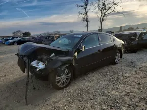 Nissan Altima BASE 2.5L 4 2012