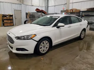Ford Fusion S 2.5L 4 2013