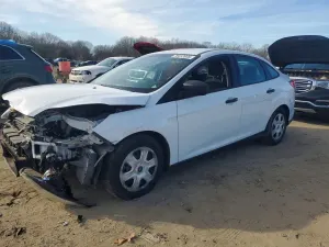 Ford Focus S 2.0L 4 2013