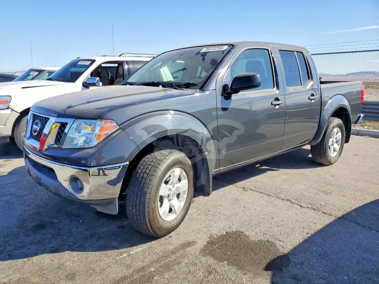 Nissan Frontier CREW CAB SE 4.0L 6 2010