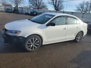 Volkswagen Jetta SE 1.4L 4 2016