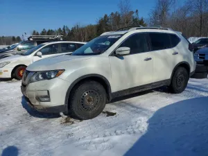 Nissan Rogue S 2.5L 4 2020