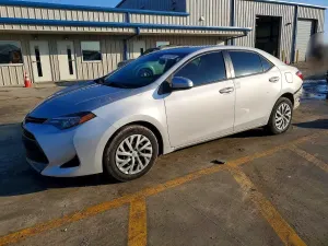 Toyota Corolla L 1.8L 4 2018