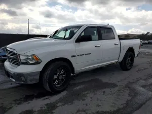 RAM 1500 SLT 5.7L 8 2013