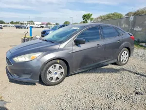 Ford Focus S 2.0L 4 2015
