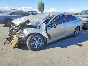 Chevrolet Malibu LS 1.5L 4 2016