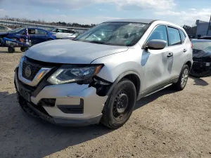 Nissan Rogue S 2.5L 4 2018