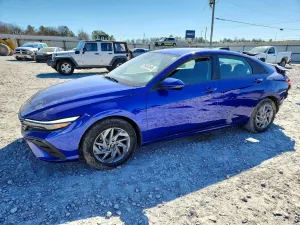 Hyundai Elantra SEL 2.0L 4 2024