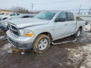 Dodge RAM SLT 5.7L 8 2012