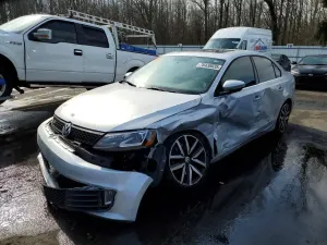 Volkswagen Jetta GLI 2.0L 4 2014