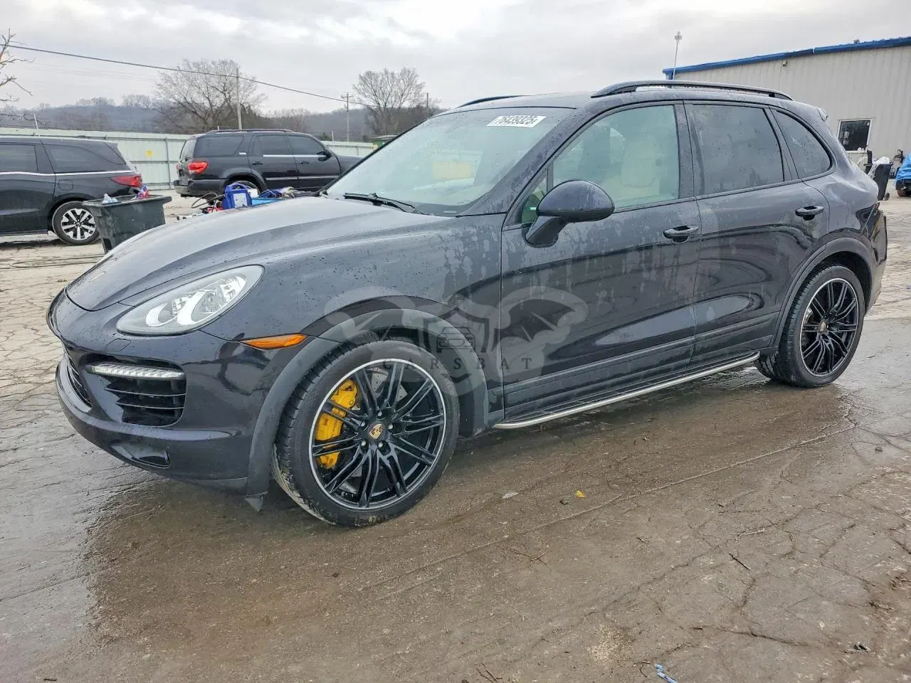 Porsche Cayenne TURBO 4.8L 8 2011