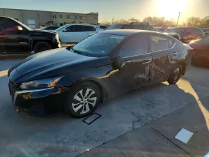 Nissan Altima S 2.5L 4 2024