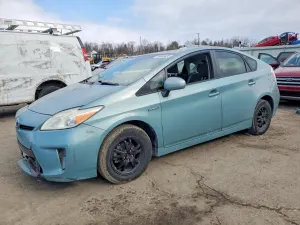 Toyota Prius 1.8L 4 2014