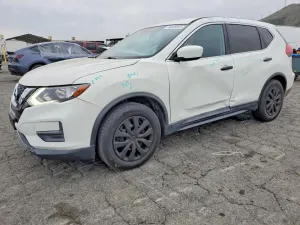 Nissan Rogue S 2.5L 4 2017