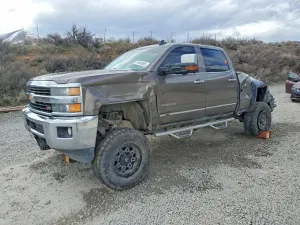 Chevrolet Silverado 1500 K2500 HEAVY DUTY LTZ 6.6L 8 2015