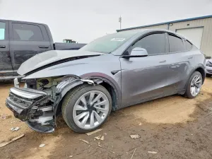 Tesla Model Y 2026