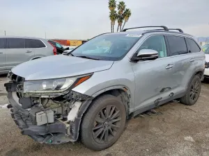 Toyota Highlander SE 3.5L 6 2019