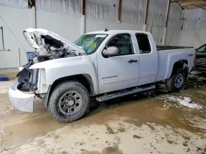 Chevrolet Silverado 1500 K1500 LS 4.8L 8 2011
