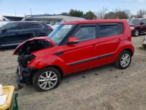 Kia Soul 2.0L 4 2013