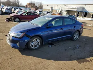 Hyundai Elantra SEL 2.0L 4 2020